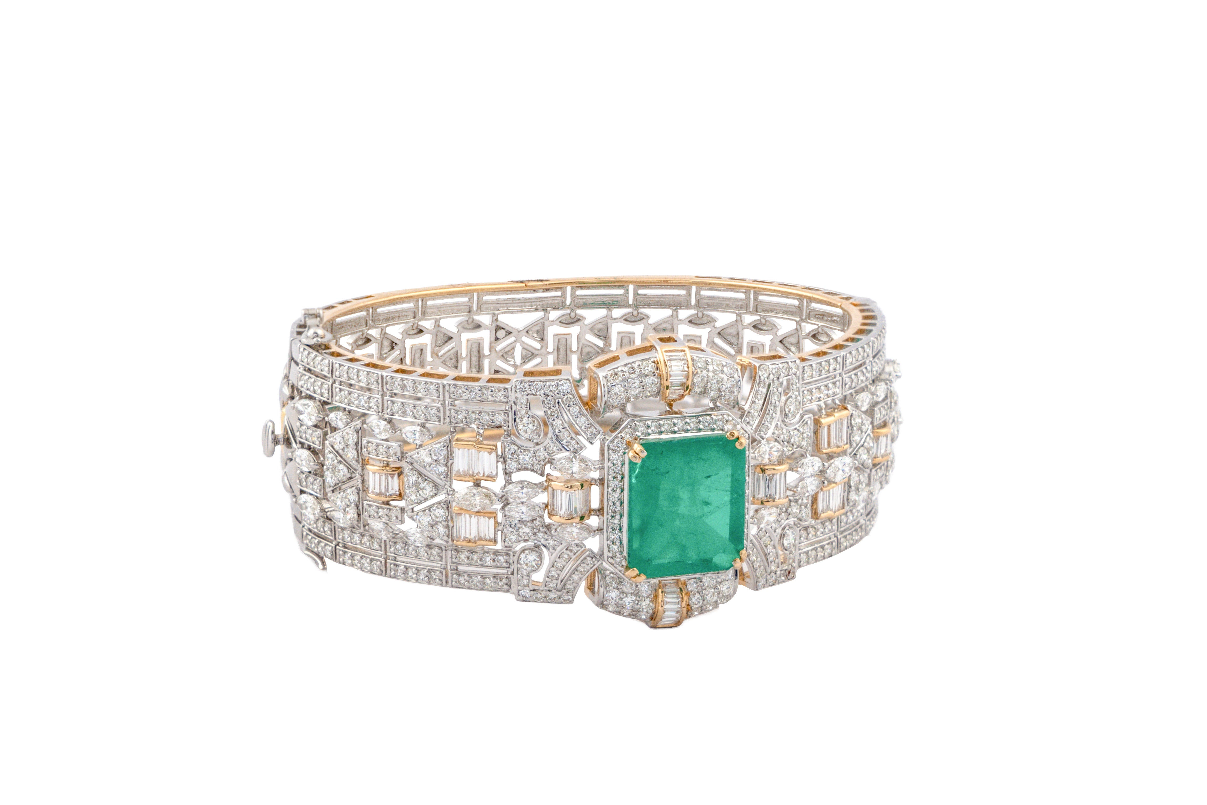 Green Gaze Diamond Bracelet
