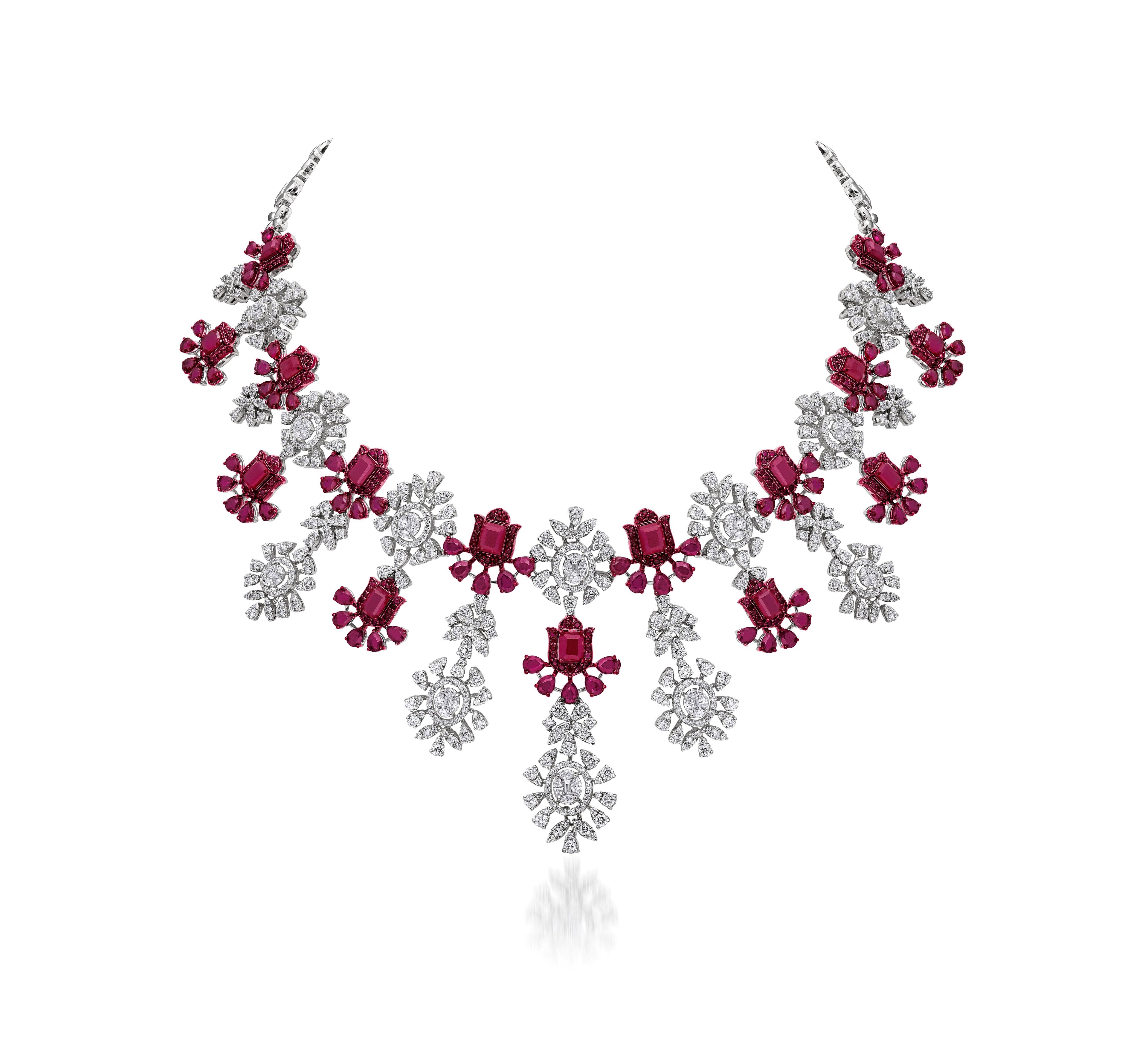 Ruby Tulip Garland Set