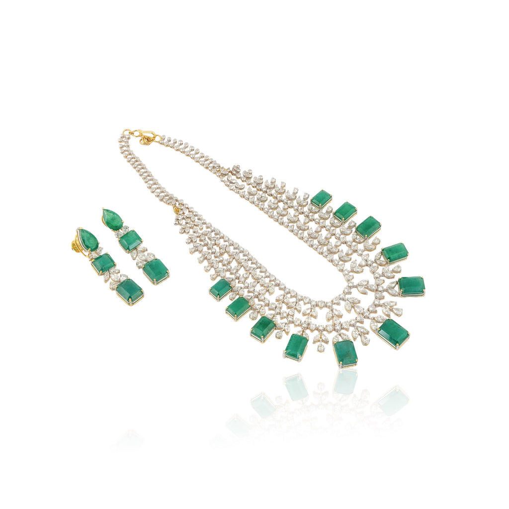 Lustre Royale necklace